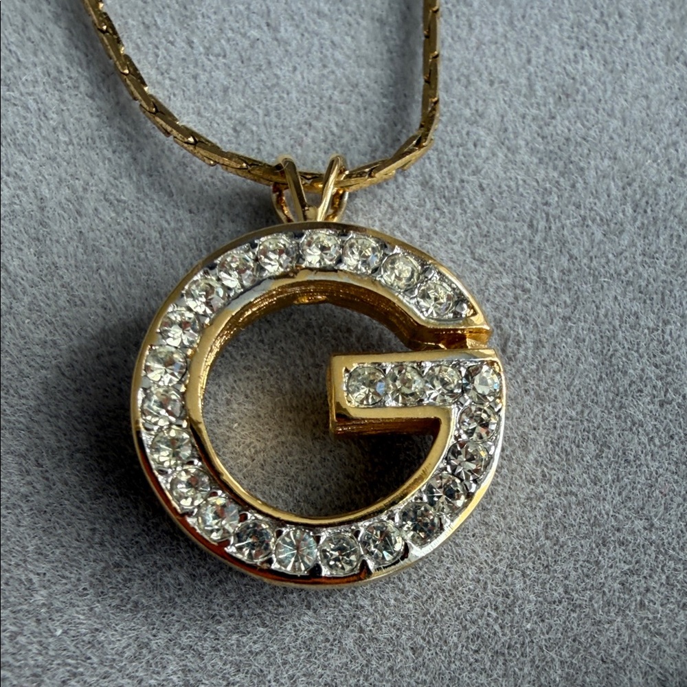 Givenchy Gold Crystal 'G' Pendant Necklace - Picture 4 of 9